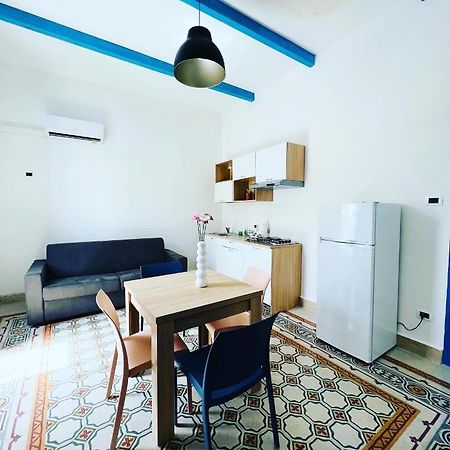 Oltremare Apartments Santa Flavia Buitenkant foto