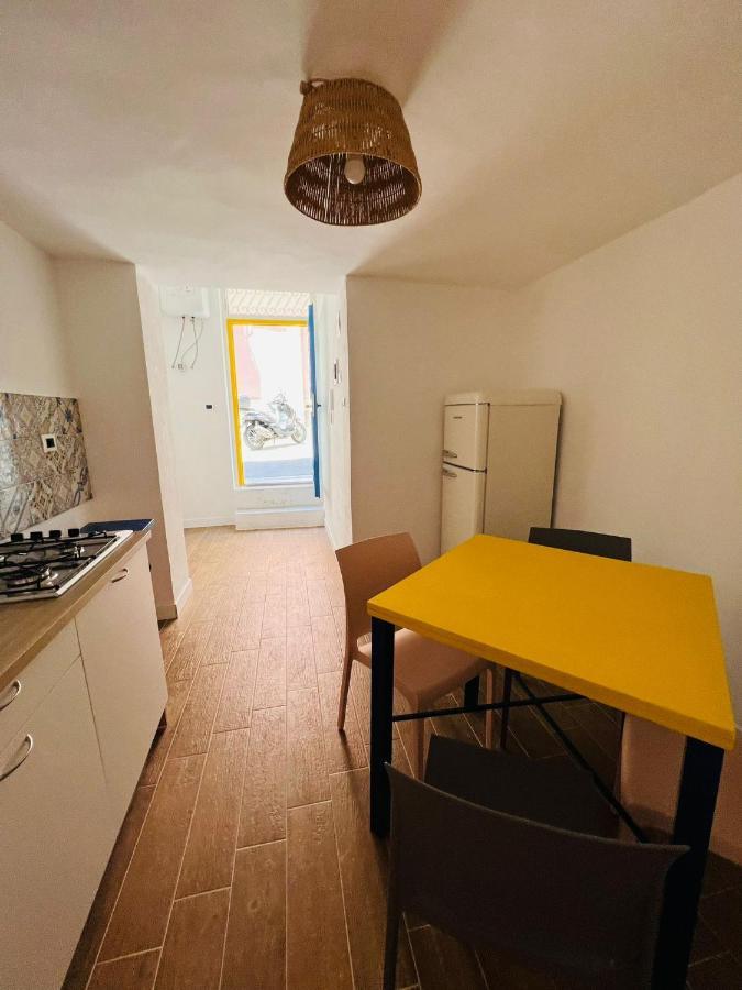 Oltremare Apartments Santa Flavia Buitenkant foto